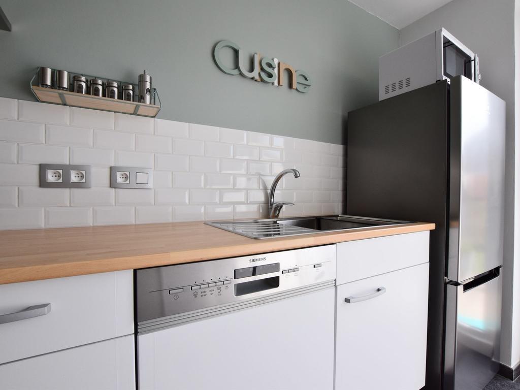 Modern Holiday Home In Bastogne With Fenced Garden Екстериор снимка